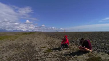 Jokulsarlon buzulu çevresi, İzlanda manzaraları, 4k