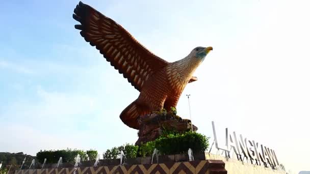 Langkawi Malasia Ferruaru 2020 Gran Estatua Del Águila Isla Langkawi — Vídeos de Stock