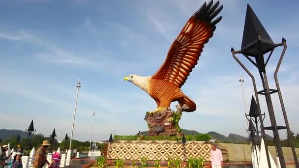 Langkawi Malesia Ferruaru 2020 Grande Statua Dell Aquila Nell Isola — Video Stock