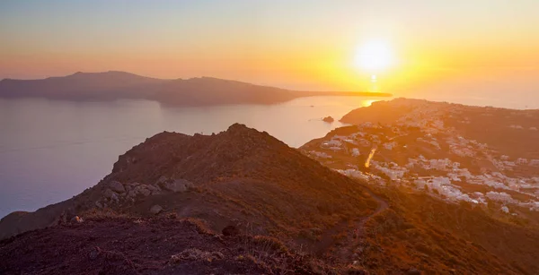 Pohled Slavné Řecké Město Oia Ostrově Santorini — Stock fotografie