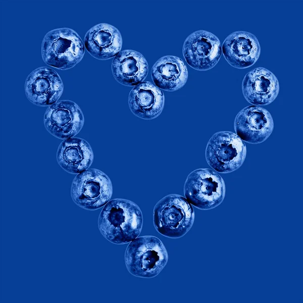 Fresh Blue Blueberry Heart Shape Frame — Stock Photo, Image