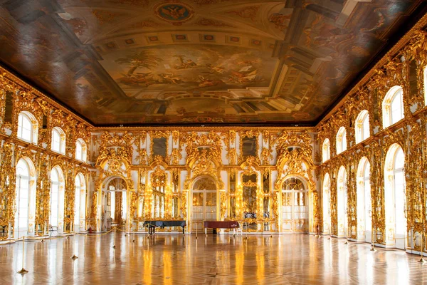 Petersburg Russia June Interior Catherine Palace Ruang Bola Pada Juni — Stok Foto