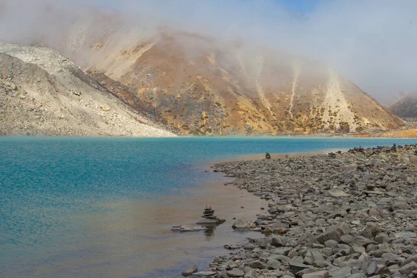 Paisagem Com Lago Gokyo Com Água Azul Incrível Nepal — Fotografia de Stock