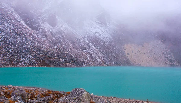 Paysage Avec Lac Gokyo Avec Une Eau Bleue Incroyable Népal — Photo