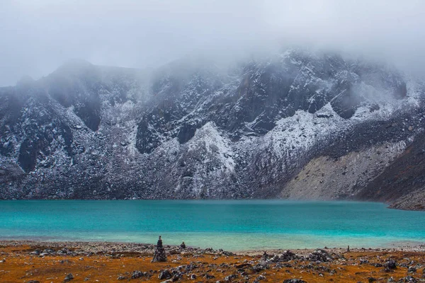 Landskap Med Gokyo Sjö Med Fantastiskt Blått Vatten Nepal — Stockfoto