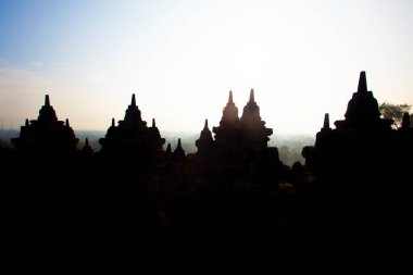 Erly sabahında Borobudur Tapınağı, Java Adası, Endonezya
