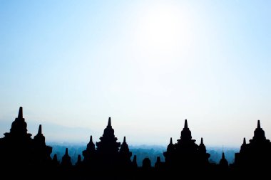 Erly sabahında Borobudur Tapınağı, Java Adası, Endonezya