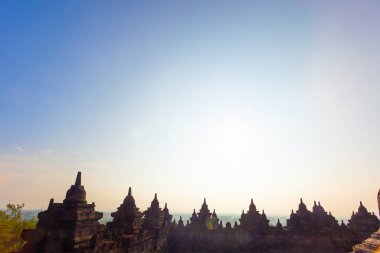 Erly sabahında Borobudur Tapınağı, Java Adası, Endonezya