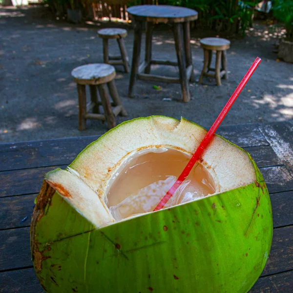 Frische Kokosnuss Zum Trinken Einem Café Indonesien — Stockfoto