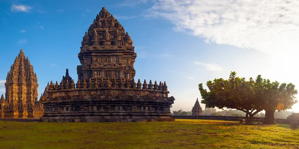 Świątynia Prambanan Wczesnym Rankiem Indonezja — Zdjęcie stockowe