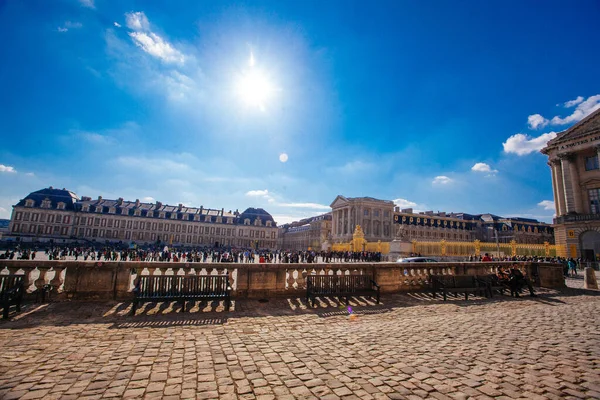 Paris Frankrike Oktober 2016 Turister Besöker Berömda Chateau Versailles Och — Stockfoto