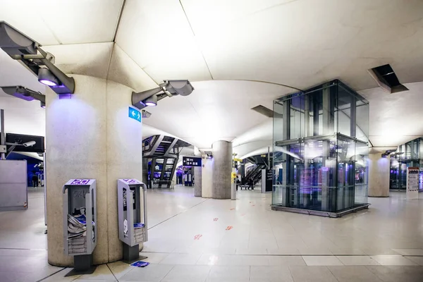 Paris Francja Październik 2016 Wnętrze Biblioteki Francois Mitterrand Rer Stacja — Zdjęcie stockowe