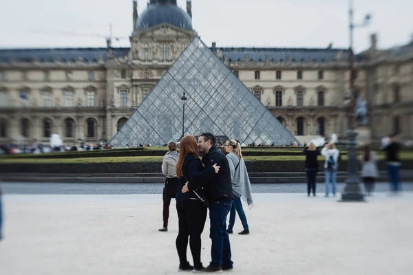 Parijs Frankrijk September 2016 Toeristen Voor Het Louvre Paleis Louvre — Stockfoto