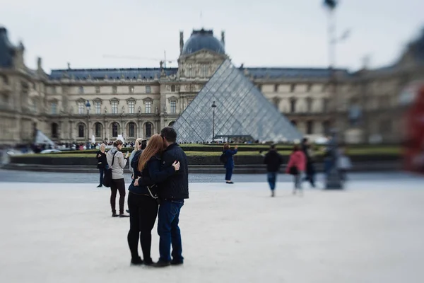 Parijs Frankrijk September 2016 Toeristen Voor Het Louvre Paleis Louvre — Stockfoto