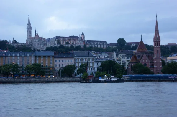 Történelmi Épületek Egy Napfényes Nap Budapest Belvárosában Magyarország — Stock Fotó