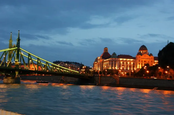 Исторические Здания Солнечный День Будапеште Венгрия — стоковое фото
