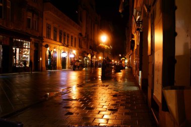Güneşli bir günde merkezinde Budapeşte, Macaristan tarihi binalar