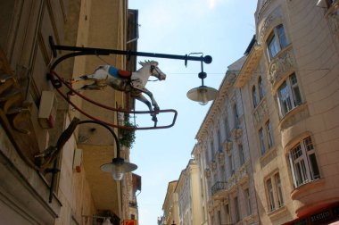 Güneşli bir günde merkezinde Budapeşte, Macaristan tarihi binalar
