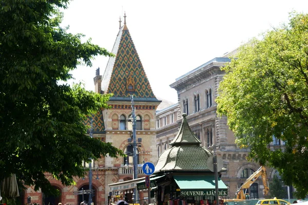 Historiska Byggnader Solig Dag Budapest Centrum Ungern — Stockfoto