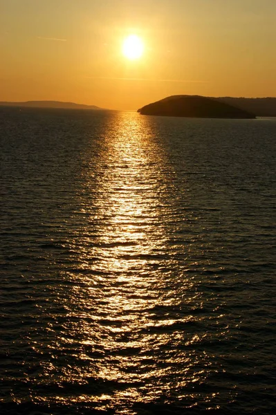 Solnedgång Med Och Orange Färger Adriatiska Havet Ljus Och Atmosfär — Stockfoto