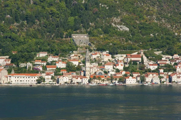 Gamla Byggnader Och Historiska Väggar Största Fjorden Adriatiska Havet Kotor — Stockfoto