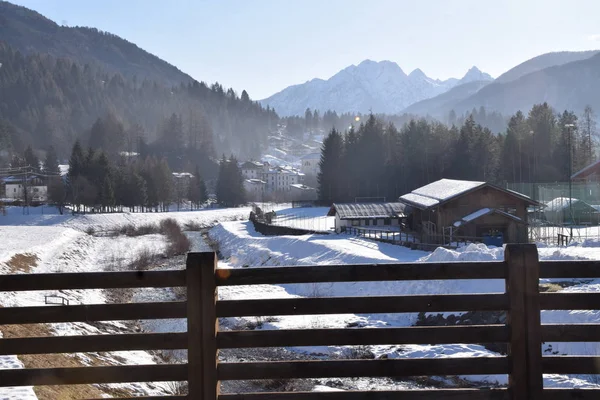 Paisagem Romântica Com Neve Forni Sopra — Fotografia de Stock