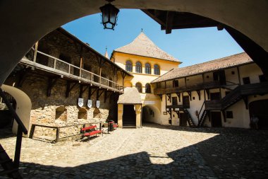 Prejmer, Romanya - 21 Temmuz 2017: Romanya, Prejmer kale veya Tartlau, Töton Şövalyeleri tarafından Transilvanya Saksonlar yerleşim inşa.