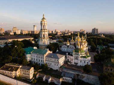 Kiev Pechersk Lavra hava üstten görünüm, gündoğumu, Kiev, Ukrayna