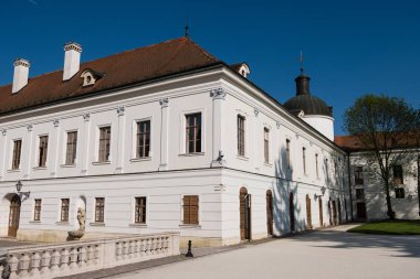 Godollo, Macaristan - 22 Nisan 2018: Godollo The Royal Palace Habsburg ev Prenses Elizabeth ve Franz Joseph kocası en sevdiğim yaz oldu
