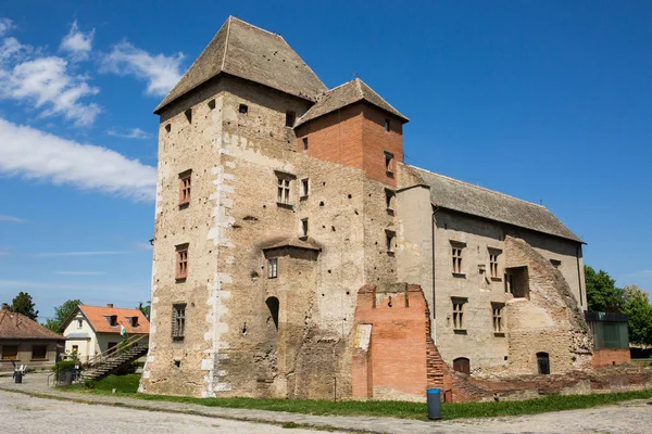 Simontornya 匈牙利 2018年4月26日 对匈牙利 Simontornya 城中世纪城堡的看法 — 图库照片