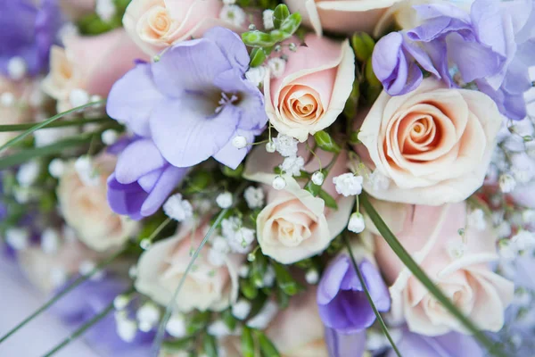 Ramo Boda Rosas Freesia Brunia — Foto de Stock