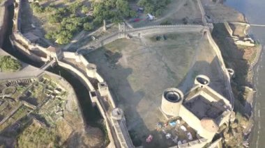 Antik kale güneş doğarken, Bilhorod-Dnistrovskyi, Ukrayna Dniester Haliç kıyısında olan Akkerman dron hava en iyi görünüme