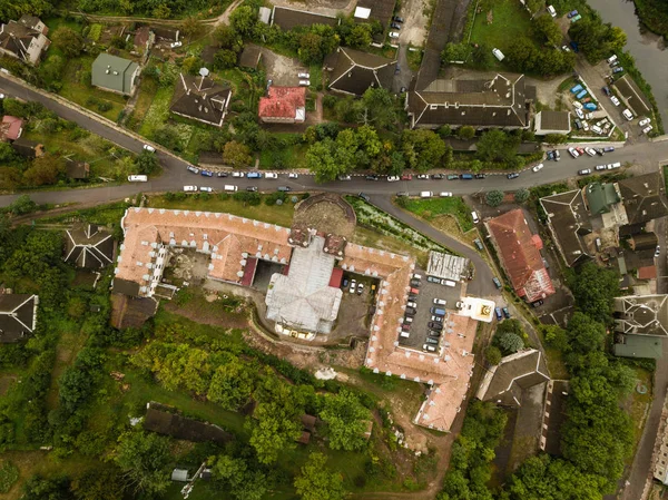 Hava üstten görünüm frome robot Manastırı, babalar, Bazilyen 1753-1770 yılında Bucaş, Ternopil region, Ukrayna