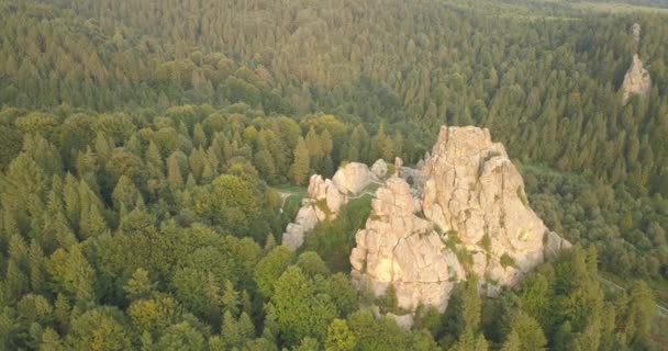 Látványos Légifelvételek Tustan Erőd Esti Sun Régészeti Természeti Emlékmű Országos — Stock videók