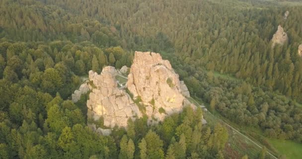 Vue Aérienne Spectaculaire Forteresse Tustan Soleil Soir Monument Archéologique Naturel — Video