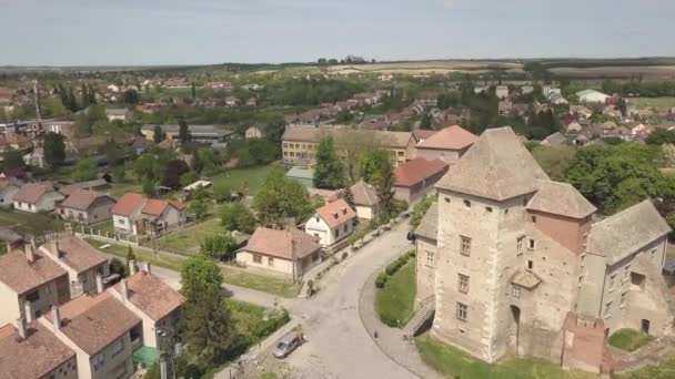 Luchtfoto Drone Uitzicht Het Middeleeuwse Kasteel Van Simontornya Hongarije — Stockvideo