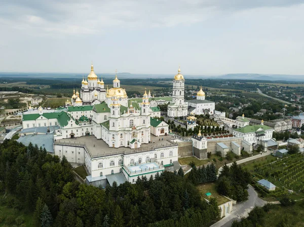 Letecký Pohled Největší Pravoslavný Církevní Komplex Klášter Kolej Pochayiv Lavra — Stock fotografie