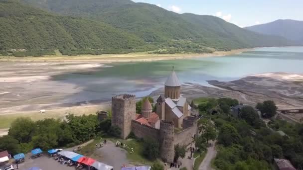 Famous Georgian Sightseeing Aerial View Ananuri Castle Complex Aragvi River — Stock Video