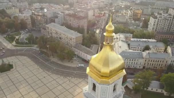 Imágenes Rápidas Vista Aérea Famosa Catedral Ortodoxa Santa Sofía Soleado — Vídeos de Stock