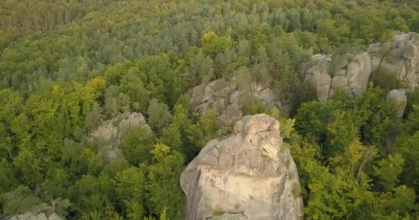 Luchtfoto Dovbush Stenen Bubnyshche Bij Zonsopgang Een Legendarische Plaats Het — Stockvideo