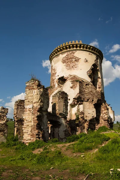 Ruïnes Van Een Oud Kasteel Het Dorp Van Chervonograd Regio — Stockfoto