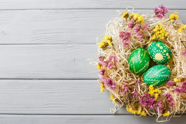 Hand painted green colors easter eggs — Stock Photo, Image