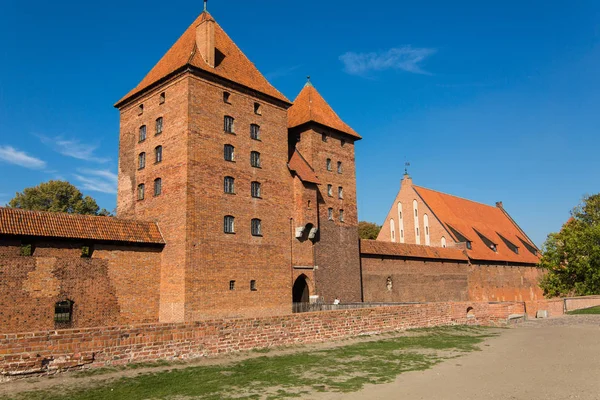 Malbork Castle är berömd landmärke i Polen utomhus. — Stockfoto