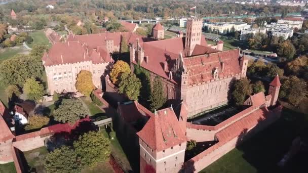 Luftaufnahme Schloss Malbork Pommern Region Polen Teutonische Ritterburg Auch Als — Stockvideo