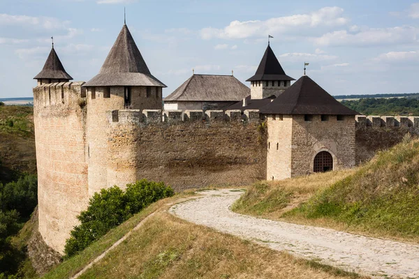 Κεντρική πύλη για το φρούριο Khotyn — Φωτογραφία Αρχείου
