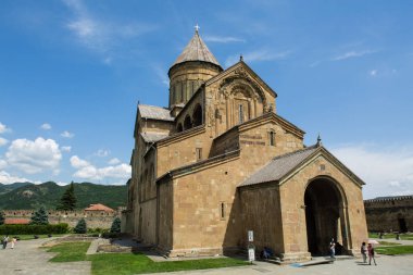  Ünlü Svetitskhoveli Ortodoks Katedrali ve tarihi ve turistik şehir Mtskheta, Tiflis yakınında, Gürcistan