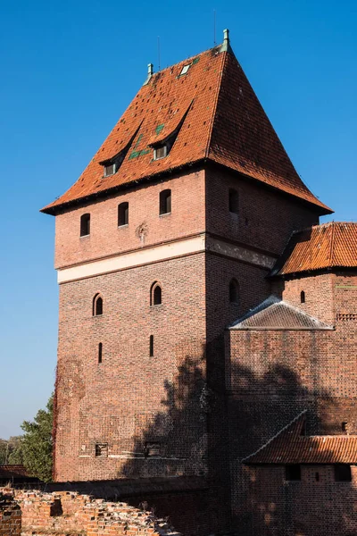 Malbork Castle är berömd landmärke i Polen utomhus. — Stockfoto