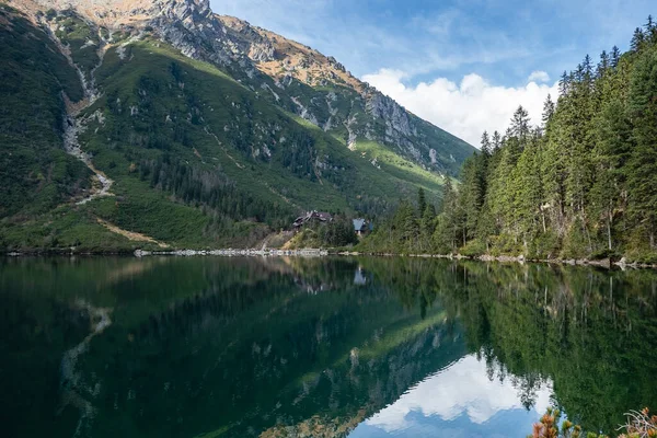 著名的波兰景观 山湖莫斯基奥科 塔特拉山脉 — 图库照片