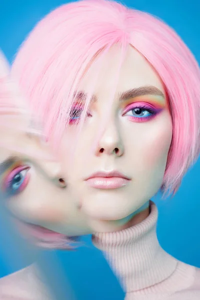 Retrato de estúdio de moda de arte de mulher ruiva bonita com modo — Fotografia de Stock