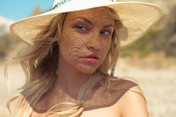 Mooi Slank Blondje Aan Zee Zomer Reisfoto Mooie Dame Met — Stockfoto